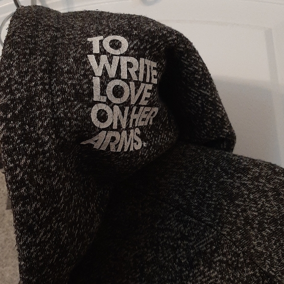 Love hoodie - Picture 2 of 2